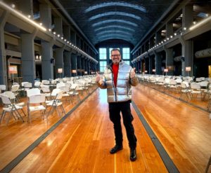 Julio de la Iglesia en el evento solidario MEJORES (7/10)