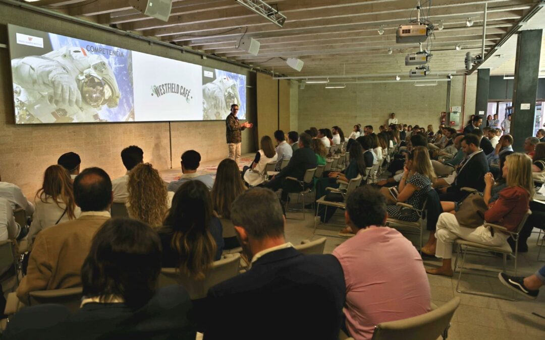 Julio de la Iglesia, ponente en un evento corporativo de Unibail-Rodamco-Westfield (URW)